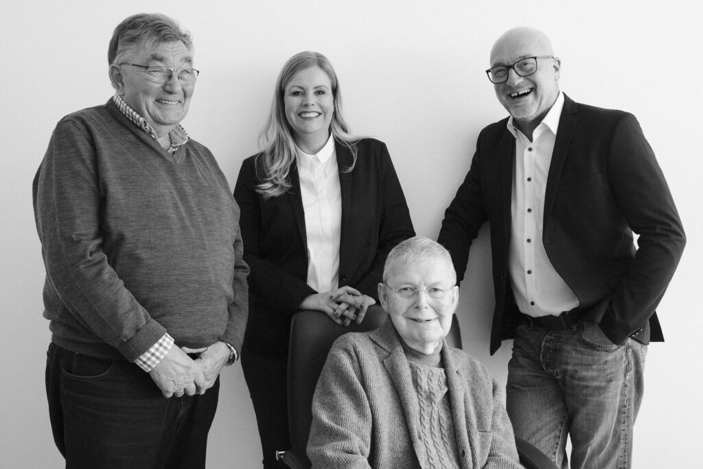 unserunternehmen_gross.jpg unserunternehmen_gross.jpg